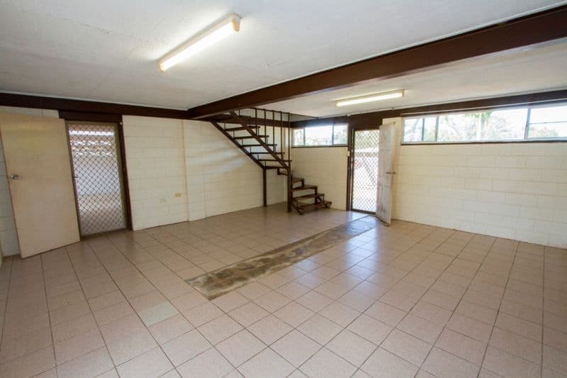 30 Burnett Crescent, WULGURU QLD 4811, Wulguru - Thumbnail 4