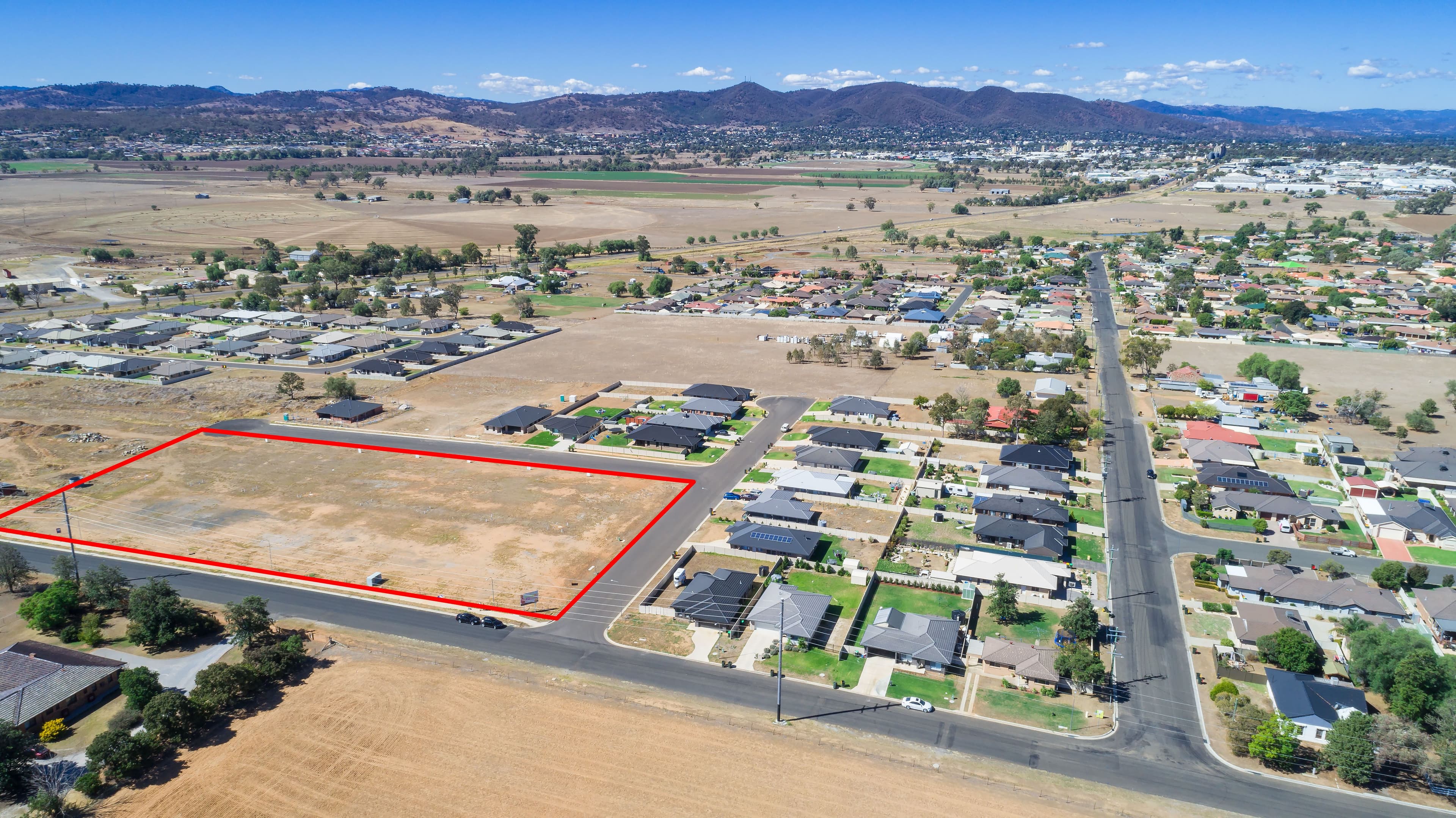 76 Marathon Street, Tamworth NSW 2340, Tamworth - Thumbnail 3