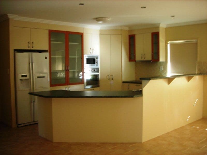 2 Inman Street, Point Vernon QLD 4655, Point Vernon - Thumbnail 4