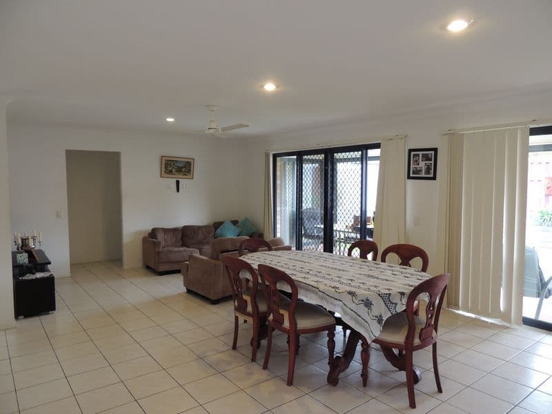 4 Hind Court, BELLMERE QLD 4510, Bellmere - Thumbnail 3