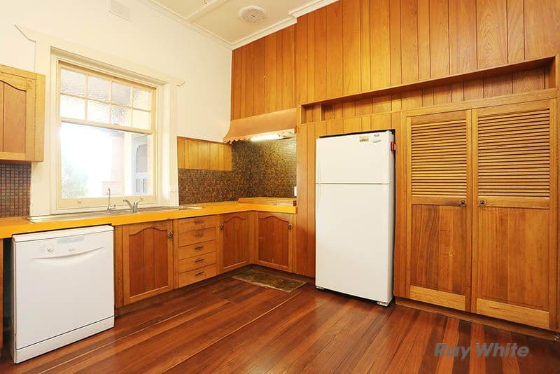 16 Morehead Street, Burra SA 5417, Burra - Thumbnail 6