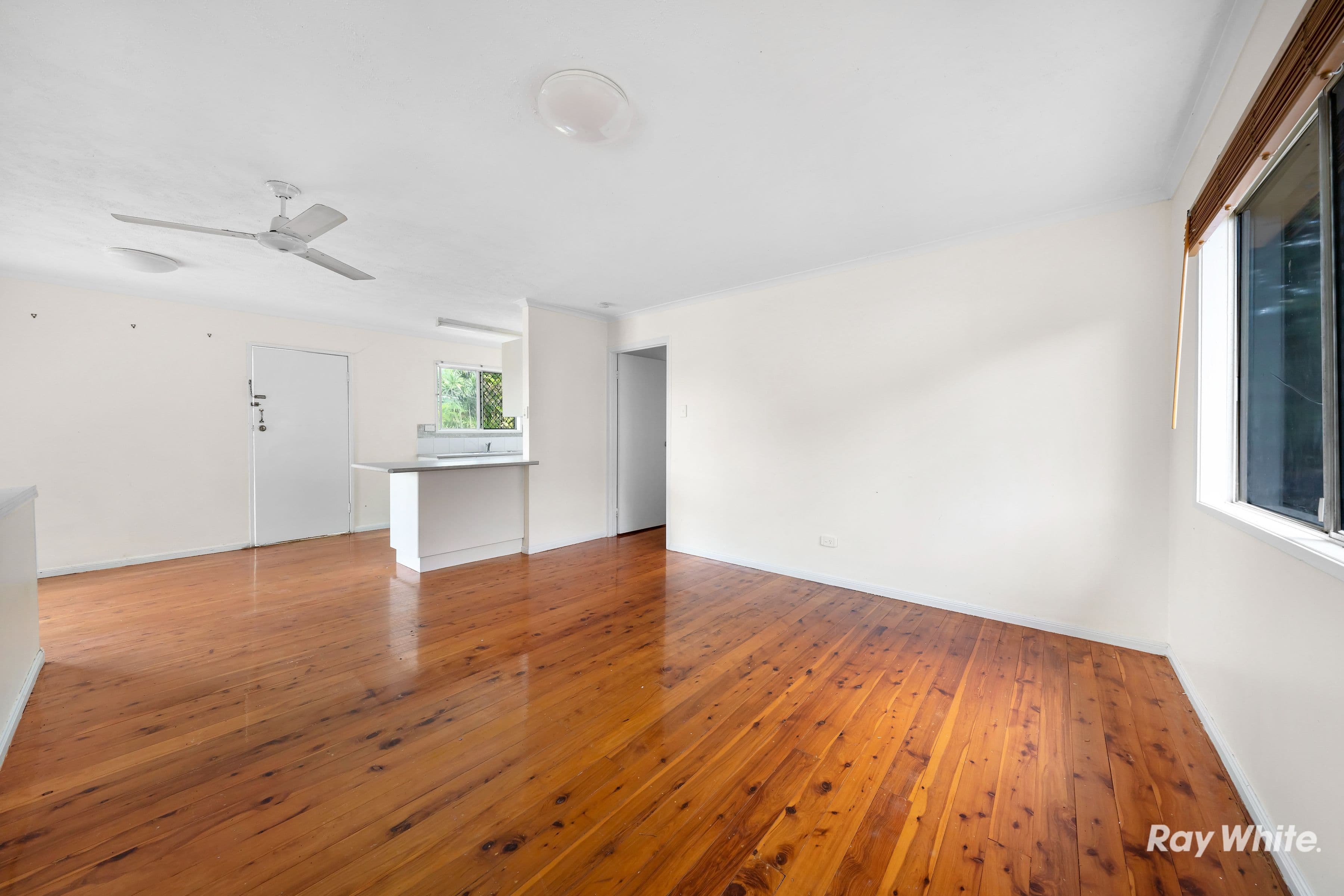 45 Maple Street, Kingston QLD 4114, Kingston - Thumbnail 2