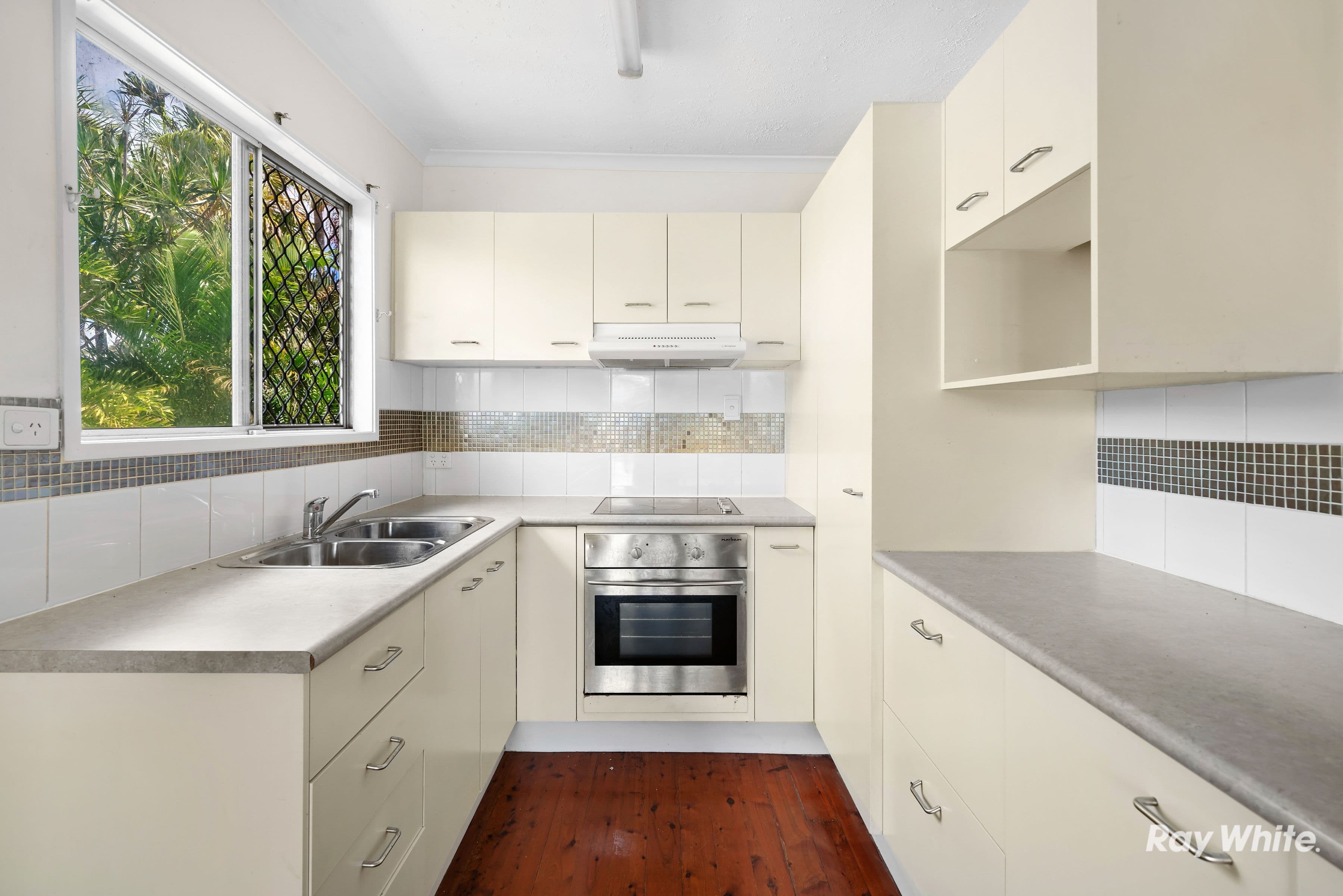 45 Maple Street, Kingston QLD 4114, Kingston - Thumbnail 5