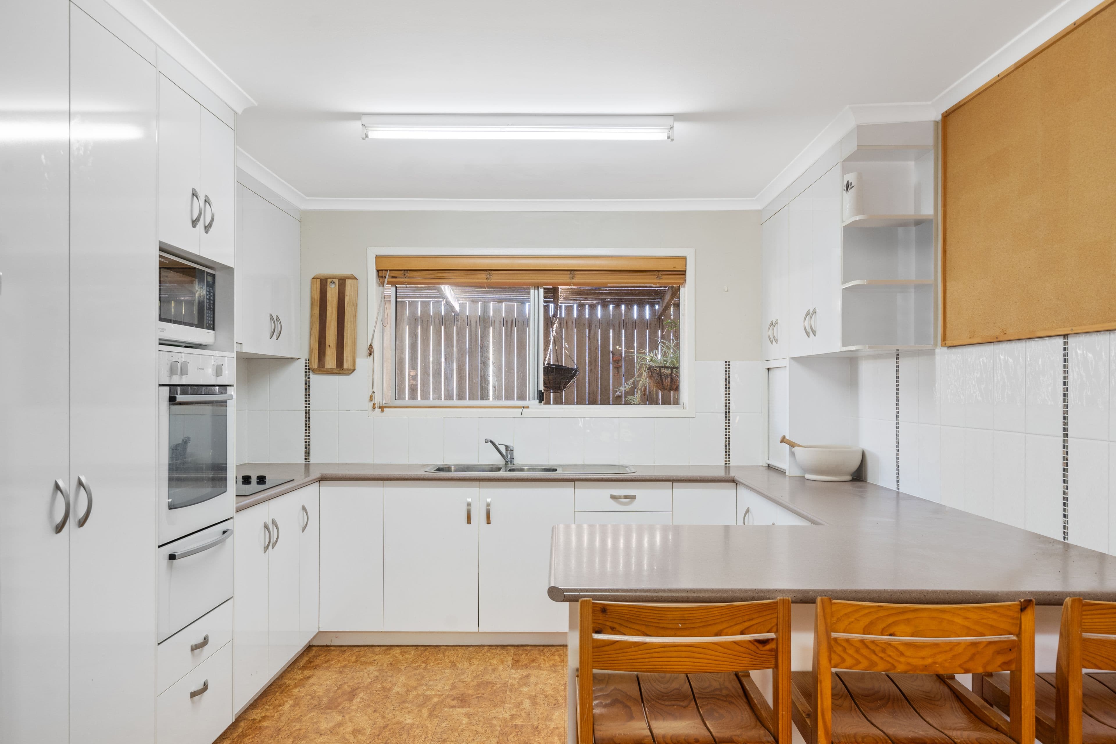 25 Crestview Avenue, Gatton QLD 4343, Gatton - Thumbnail 4