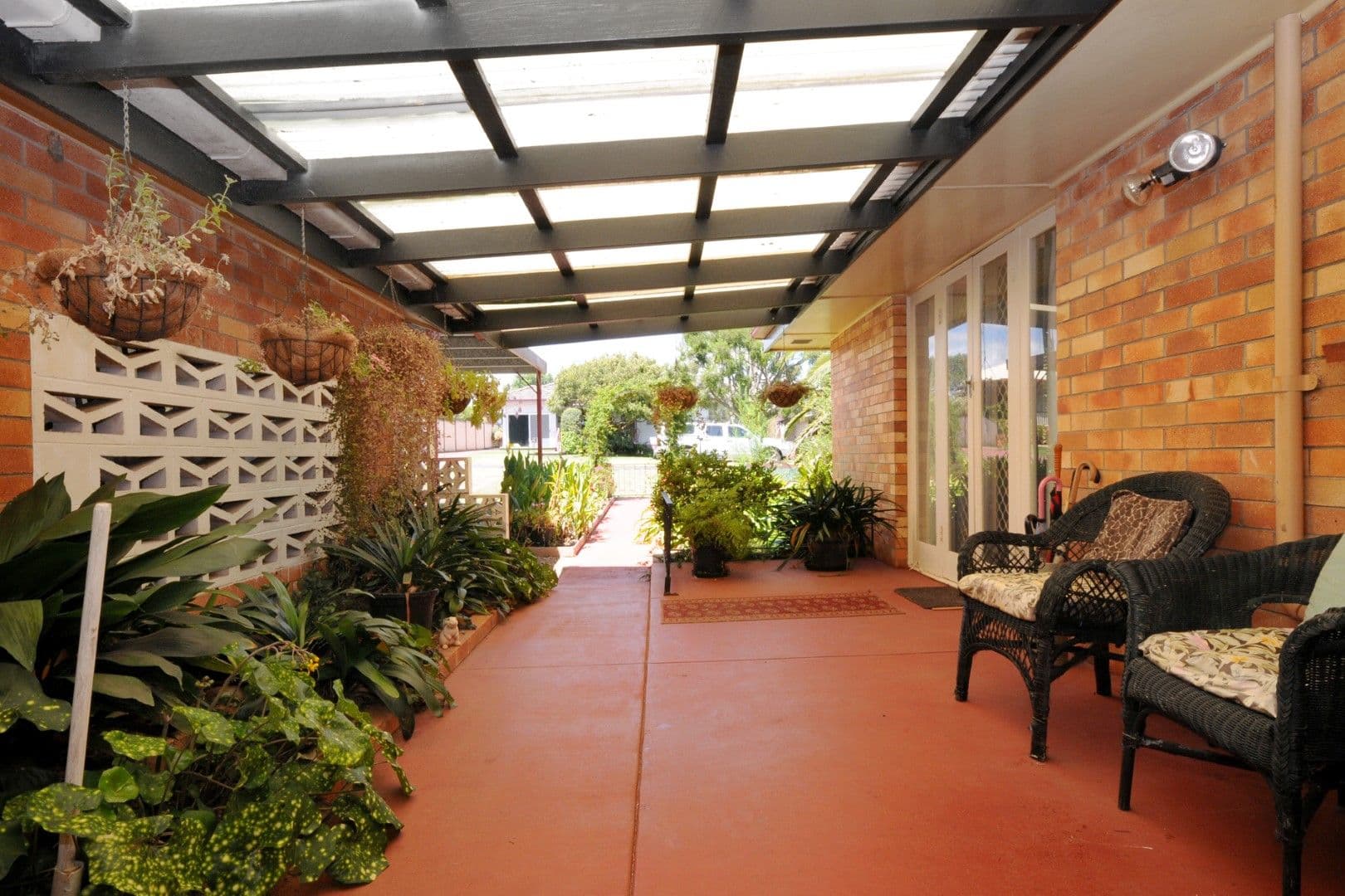 19 Tynedale Avenue, NEWTOWN QLD 4350, Newtown - Thumbnail 2