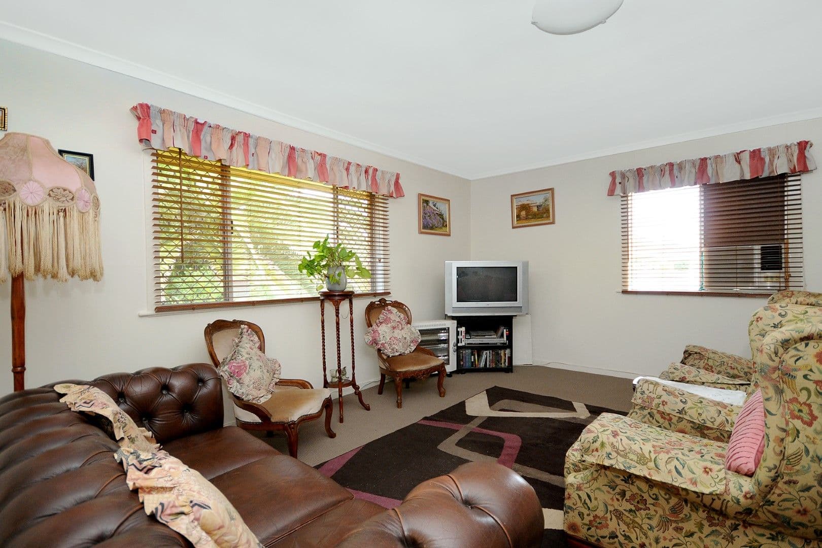 19 Tynedale Avenue, NEWTOWN QLD 4350, Newtown - Thumbnail 3