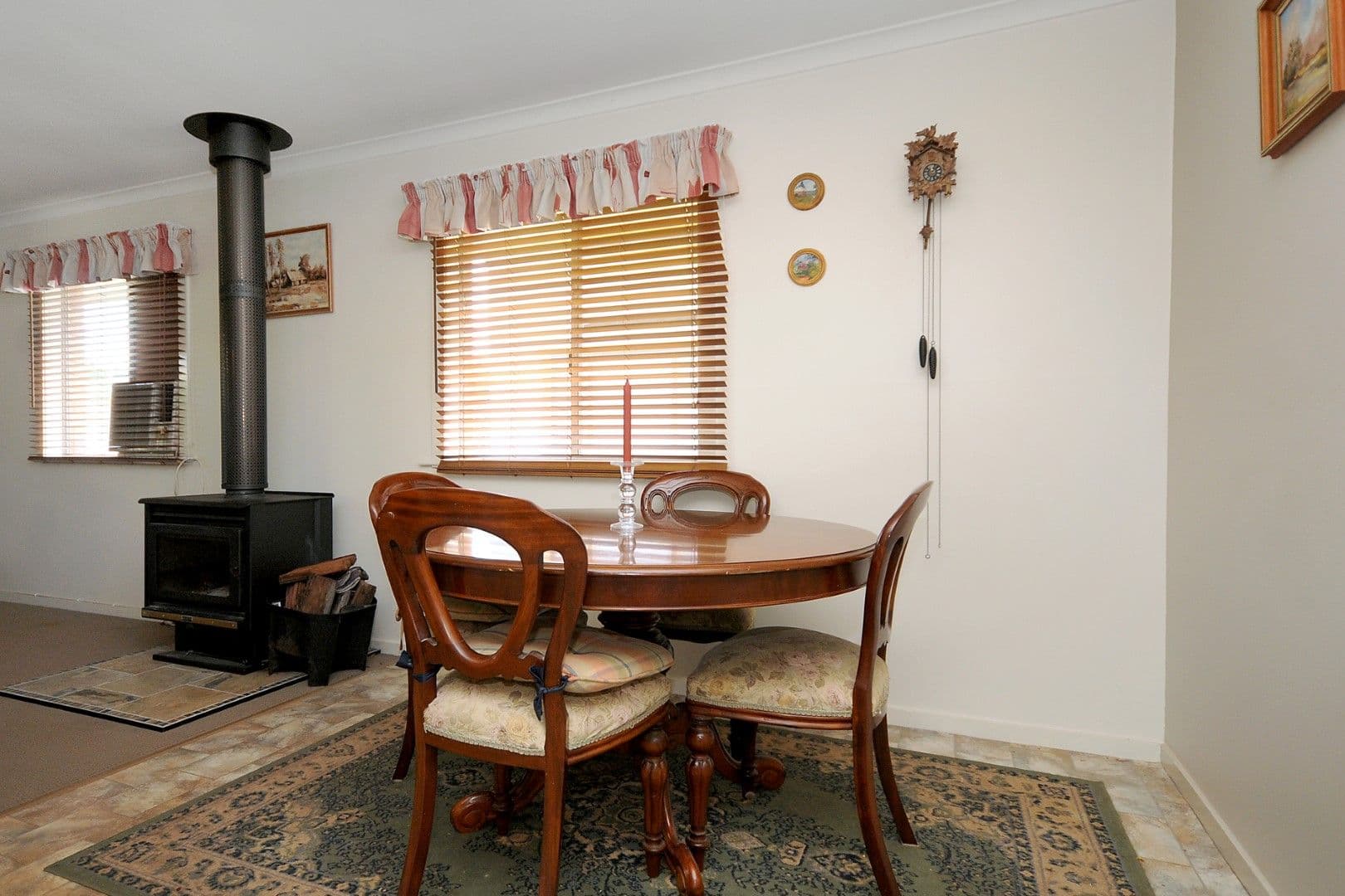 19 Tynedale Avenue, NEWTOWN QLD 4350, Newtown - Thumbnail 4