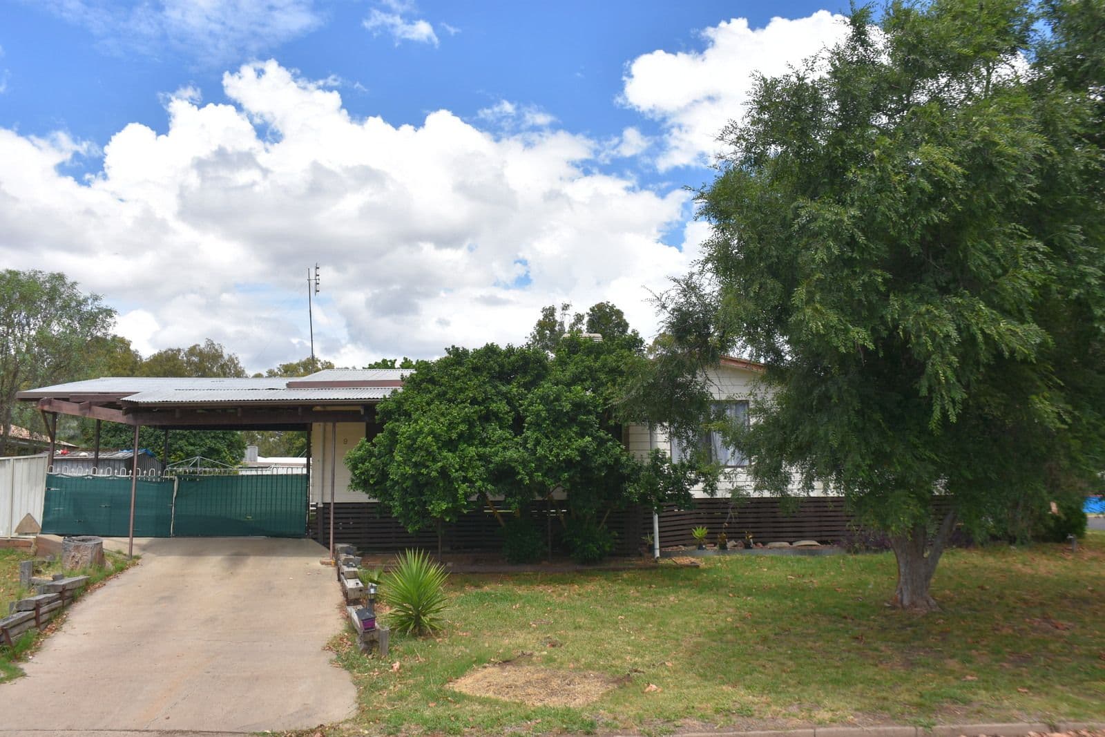 9 Broadwater Place, Moree NSW 2400, Moree - Thumbnail 2