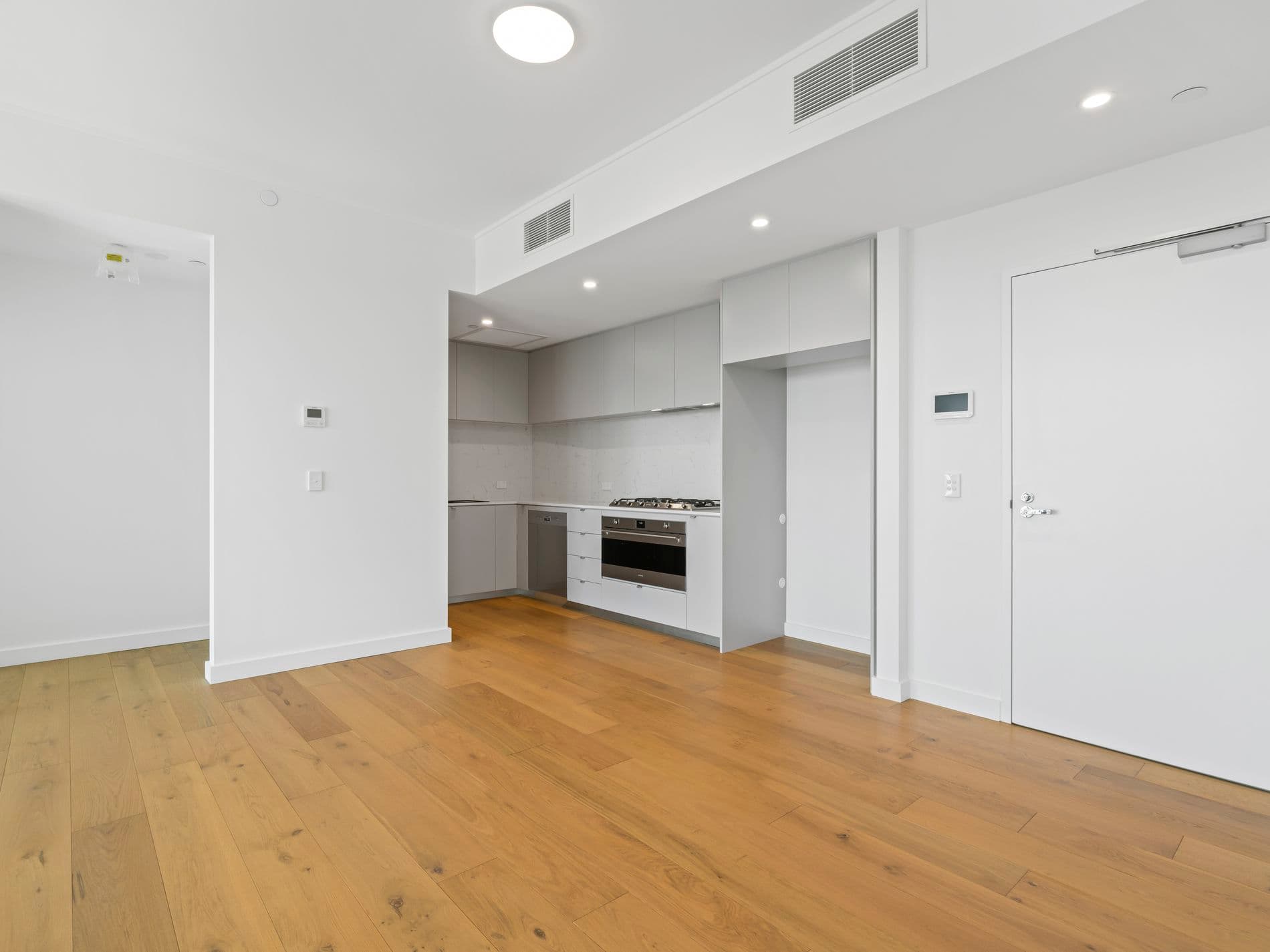 9069 / 179 Davy Street, Booragoon, WA, 6154, Booragoon - Thumbnail 2