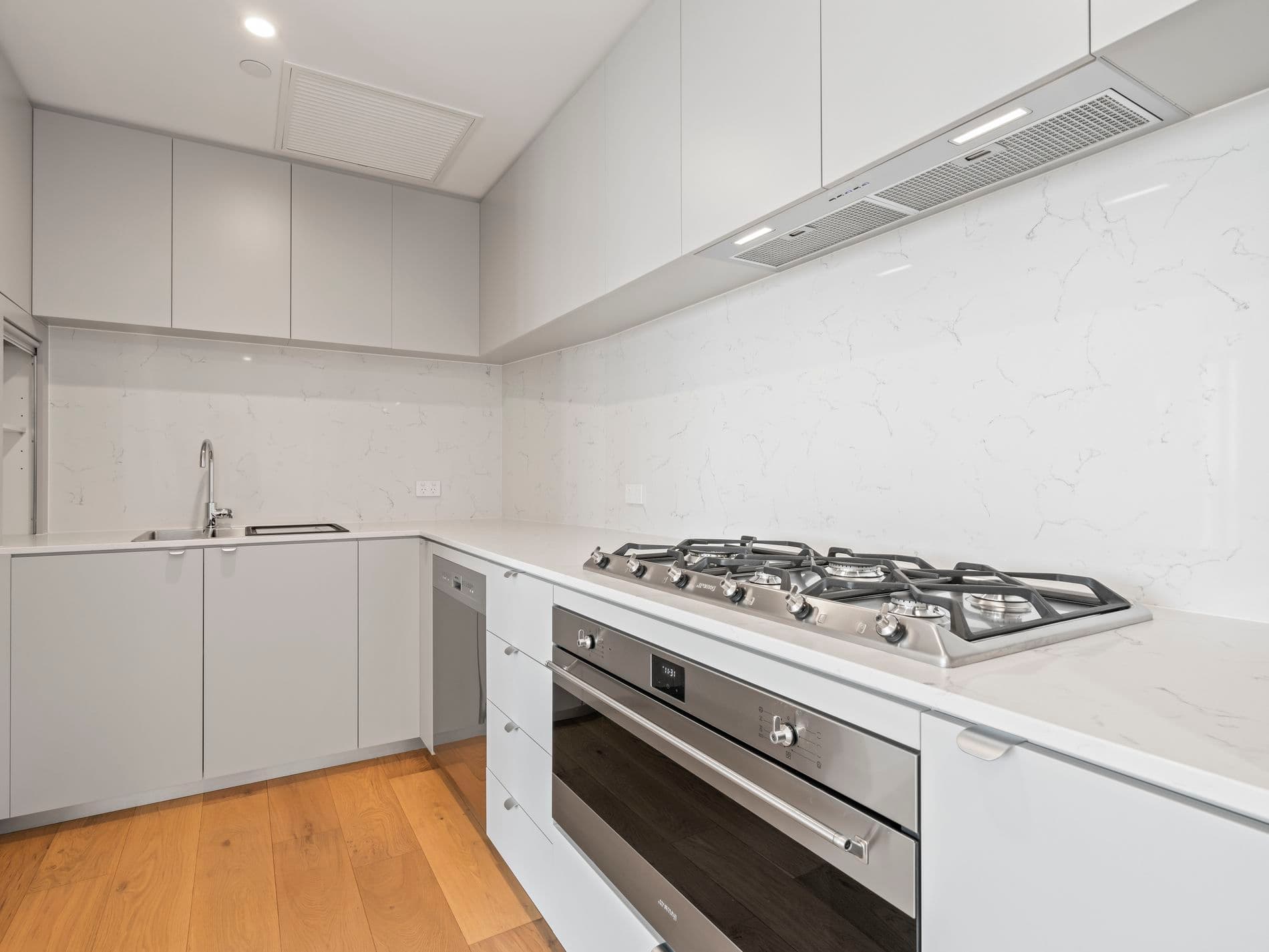 9069 / 179 Davy Street, Booragoon, WA, 6154, Booragoon - Thumbnail 3