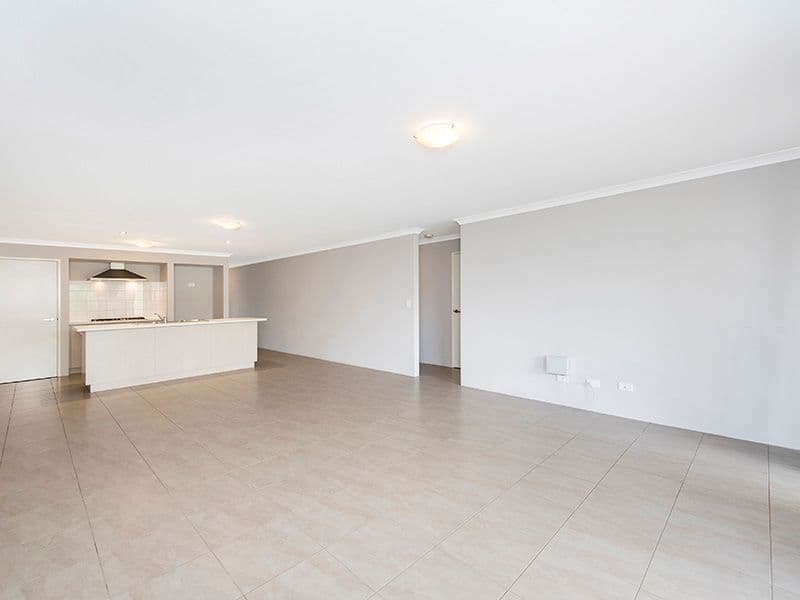 10 Pendragon Lane, Baldivis WA 6171, Baldivis - Thumbnail 2