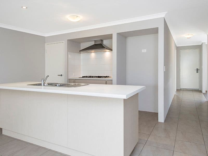 10 Pendragon Lane, Baldivis WA 6171, Baldivis - Thumbnail 3