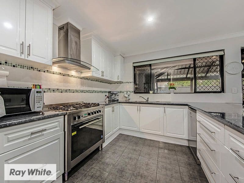 56 Whitworth Avenue, Girrawheen WA 6064, Girrawheen - Thumbnail 7