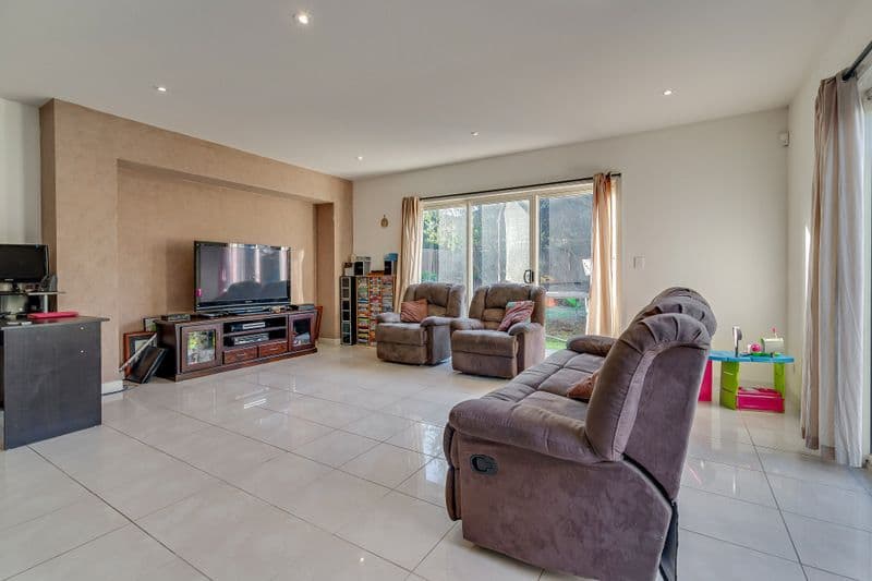 177 The Lakes Boulevard, SOUTH MORANG VIC 3752, South Morang - Thumbnail 7