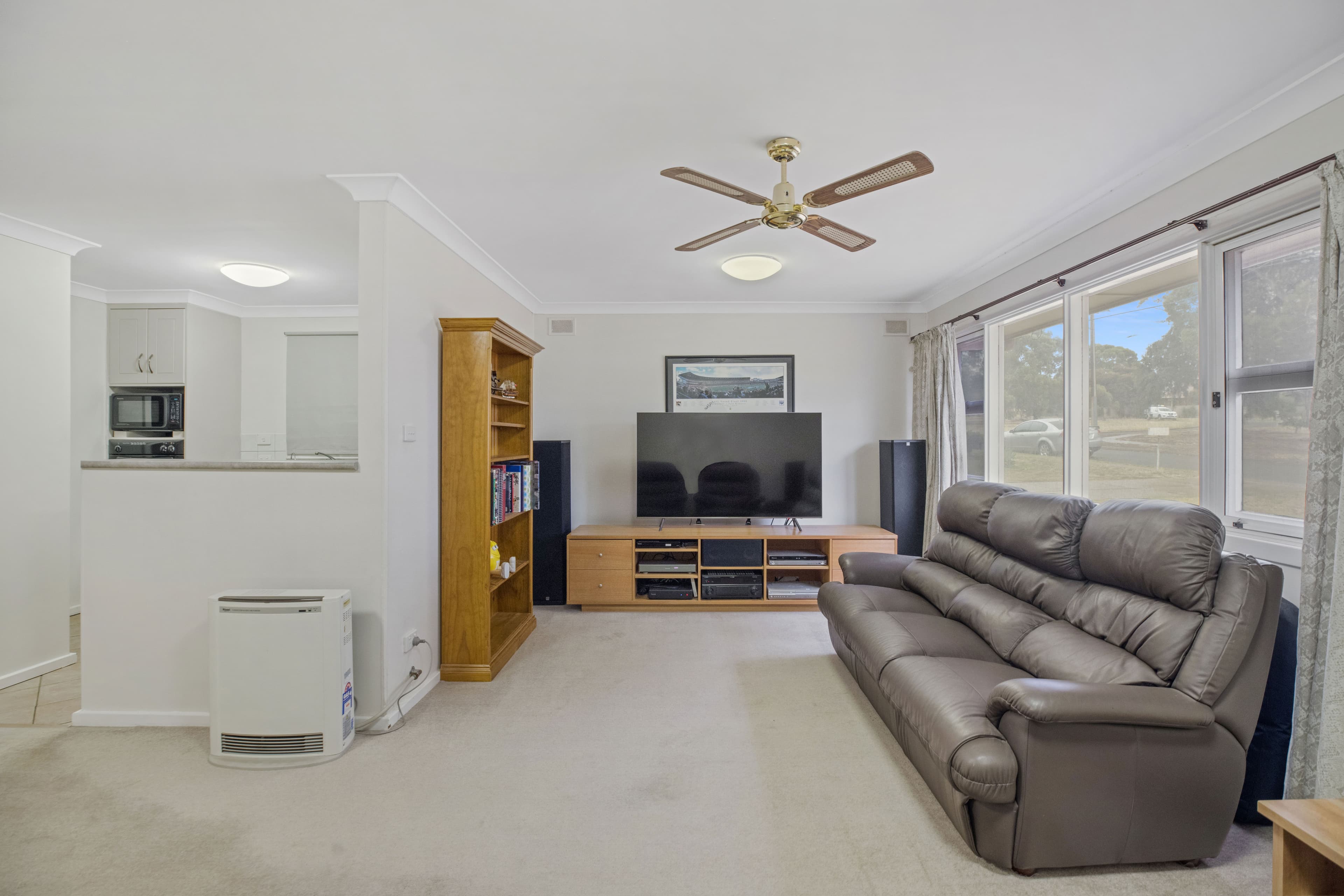 13 Adrian Street, Christie Downs SA 5164, Christie Downs - Thumbnail 3