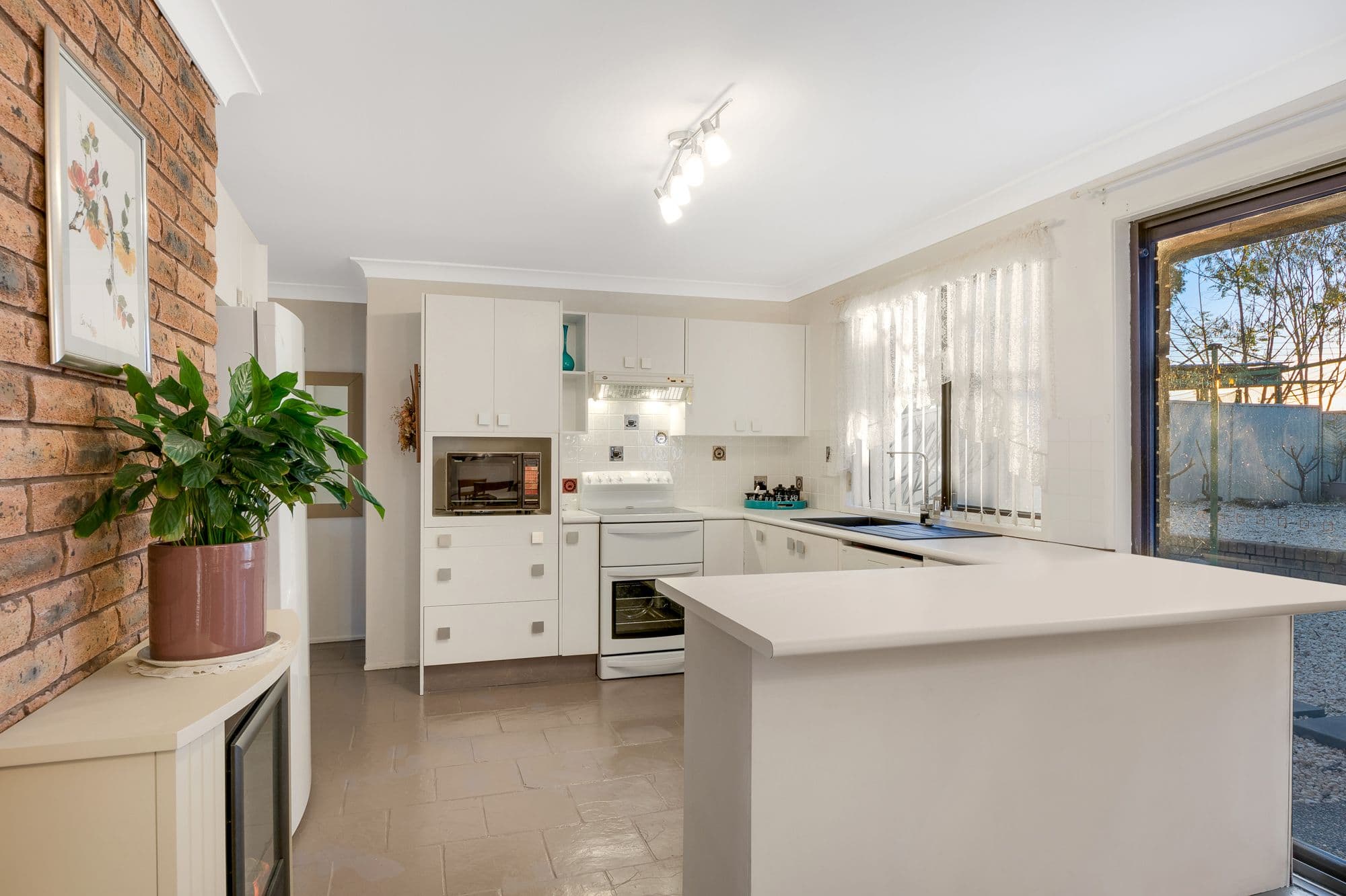 52 Semillion Crescent, Eschol Park NSW 2558, Eschol Park - Thumbnail 6