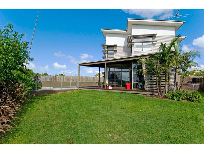 31 Bedarra Street, REDLAND BAY QLD 4165, Redland Bay - Thumbnail 4