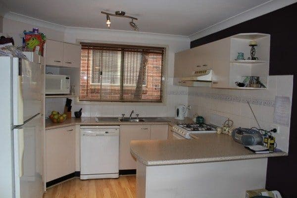 16 Kitchener Court, HOLSWORTHY NSW 2173, Holsworthy - Thumbnail 2