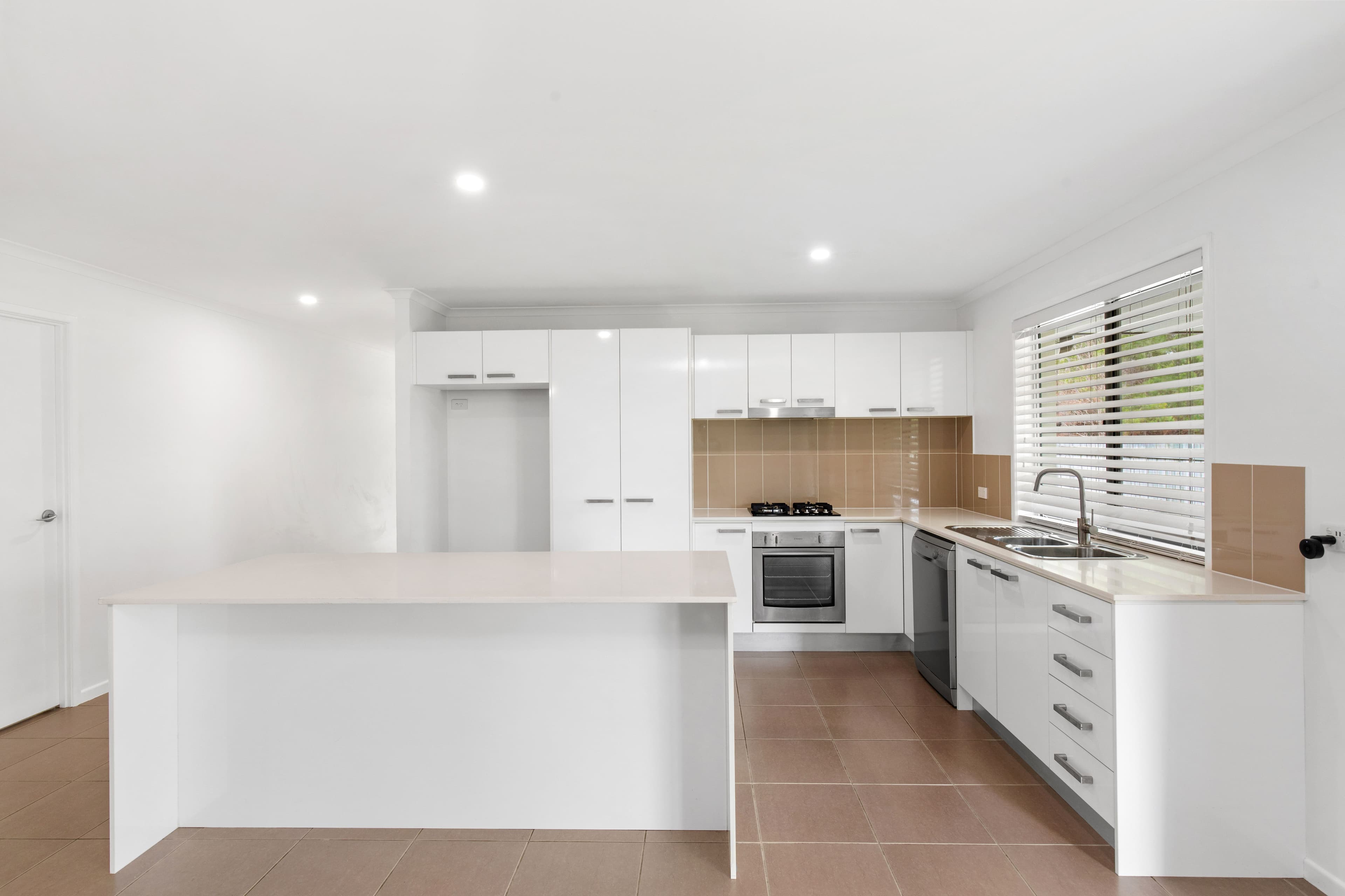 36 Pepper Tree Way, Beerwah QLD 4519, Beerwah - Thumbnail 6