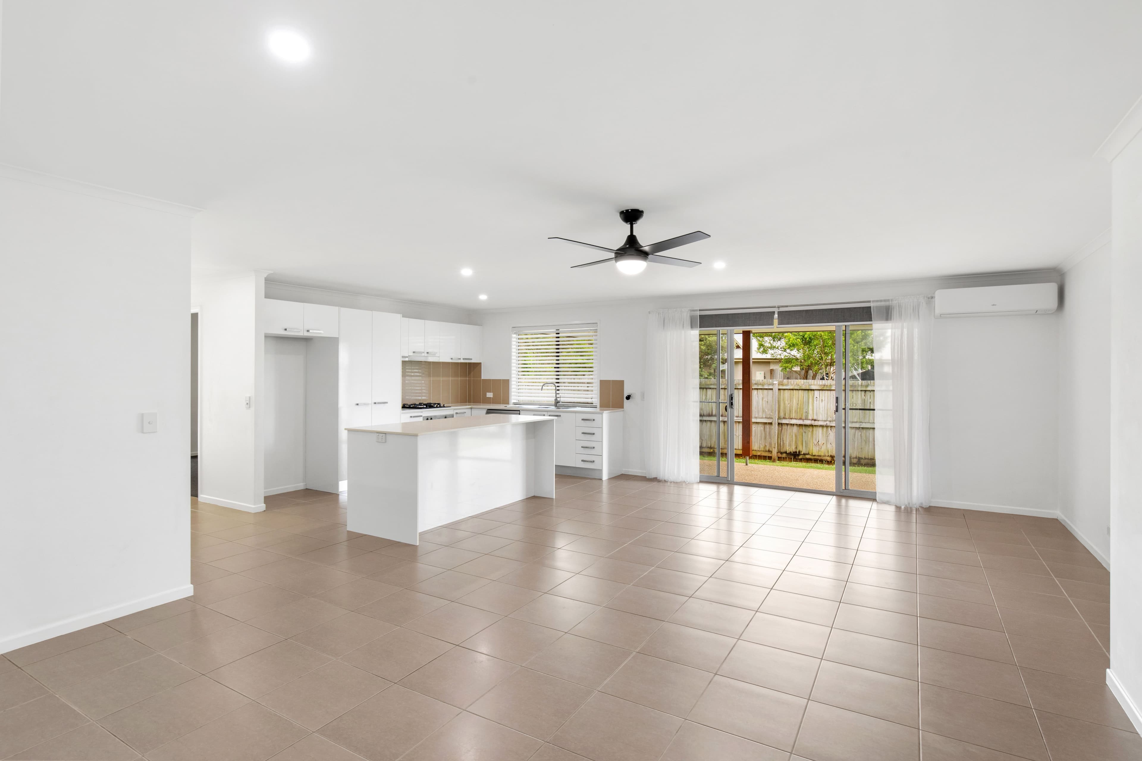 36 Pepper Tree Way, Beerwah QLD 4519, Beerwah - Thumbnail 8