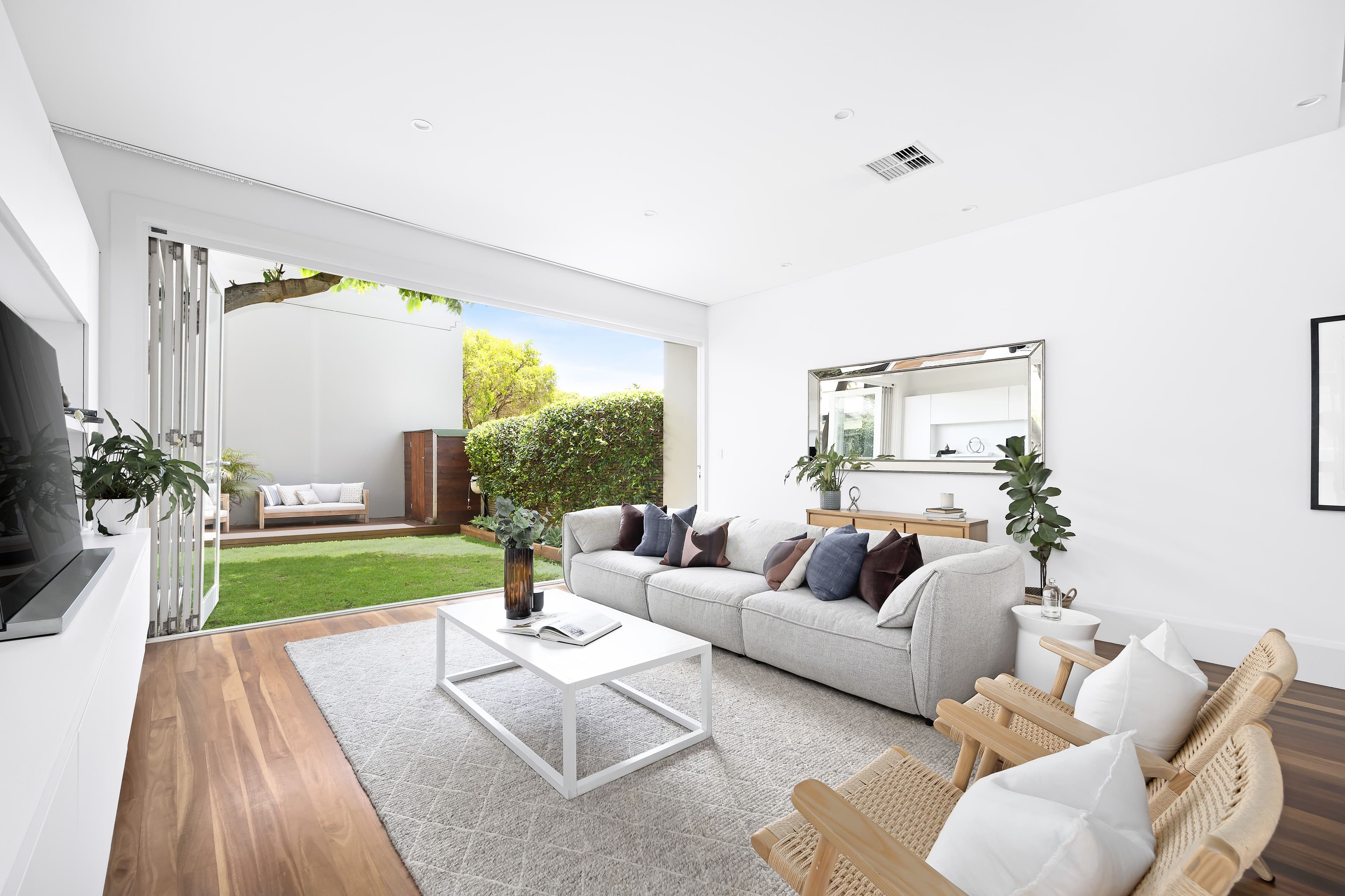 1A Earl Street, Mosman NSW 2088, Mosman - Thumbnail 2