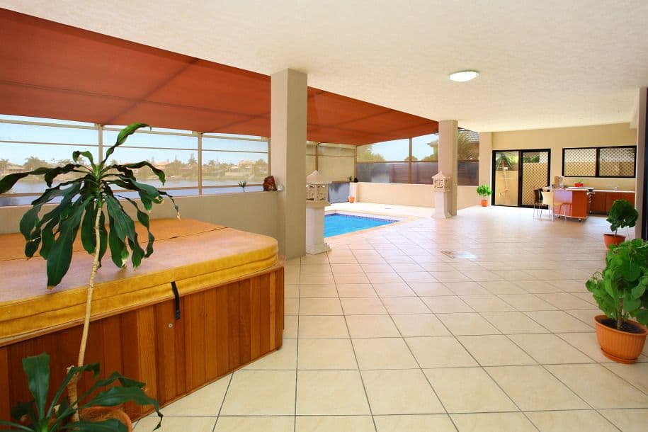 152 Port Jackson Boulevard, Clear Island Waters QLD 4226, Clear Island Waters - Thumbnail 8