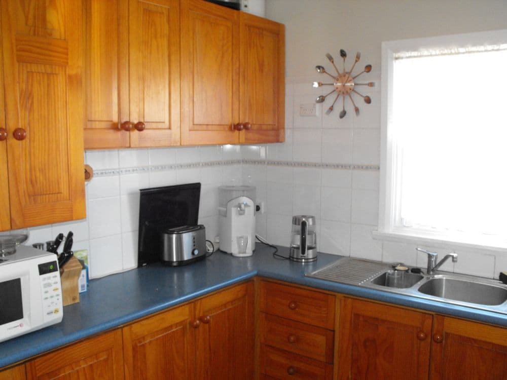 6 Hillside Avenue, TOWRADGI NSW 2518, Towradgi - Thumbnail 2