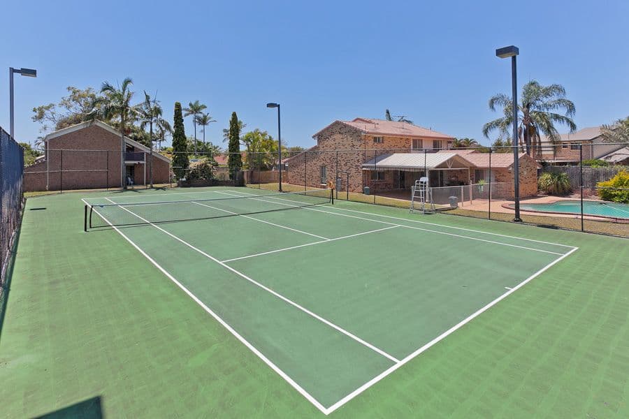 4 Hewton Court, WISHART QLD 4122, Wishart - Thumbnail 2