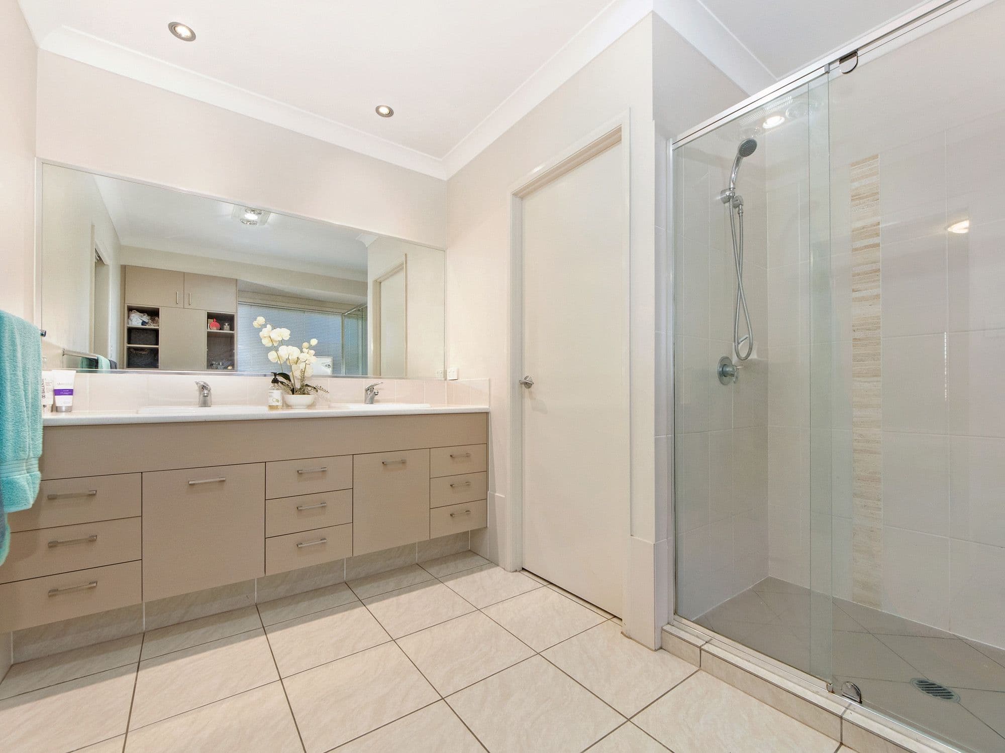 16 Stoney Creek Circuit, Ormeau QLD 4208, Ormeau - Thumbnail 5