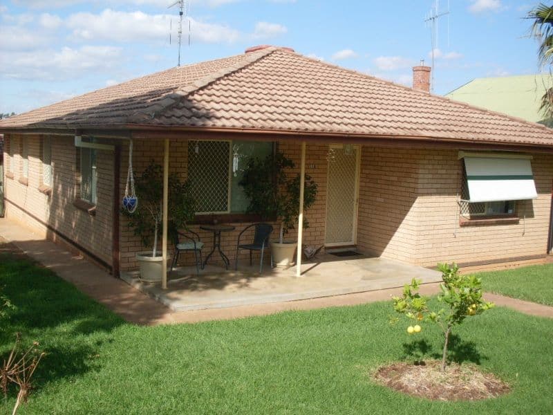 11a Coleman Road, PARKES NSW 2870, Parkes - Image 1