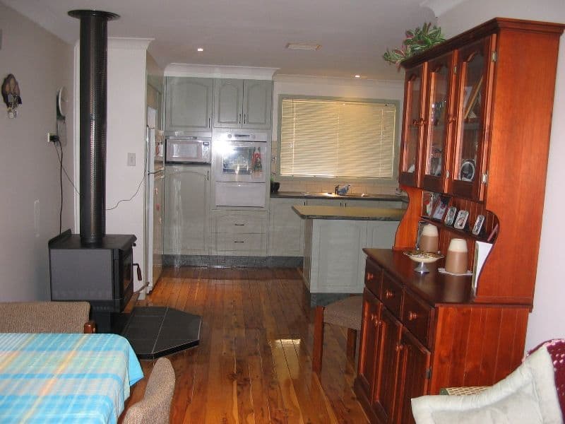 11a Coleman Road, PARKES NSW 2870, Parkes - Thumbnail 4