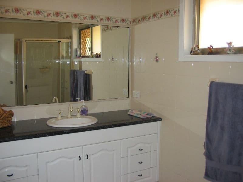 11a Coleman Road, PARKES NSW 2870, Parkes - Thumbnail 6