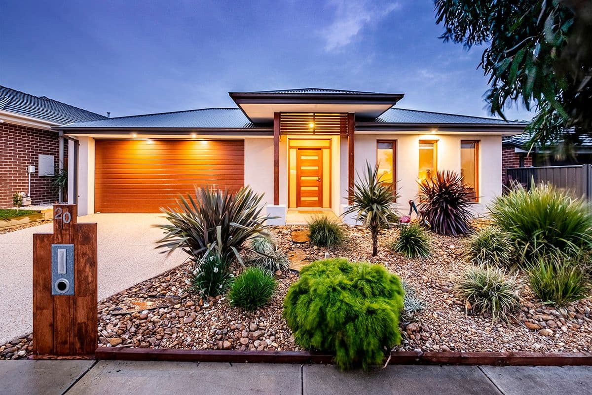 20 Eros Crescent, Cranbourne West VIC 3977, Cranbourne West - Image 1
