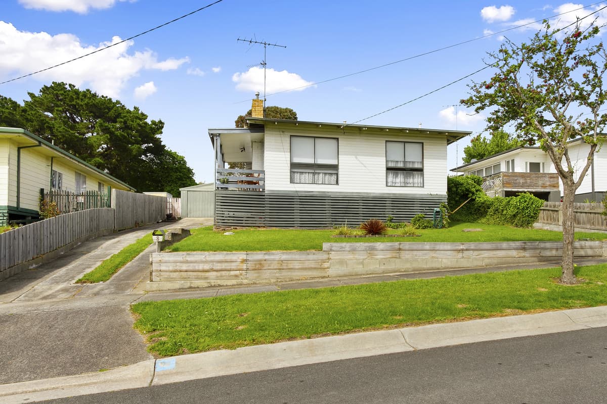 8 Tulloch Street, MORWELL VIC 3840, Morwell - Image 1