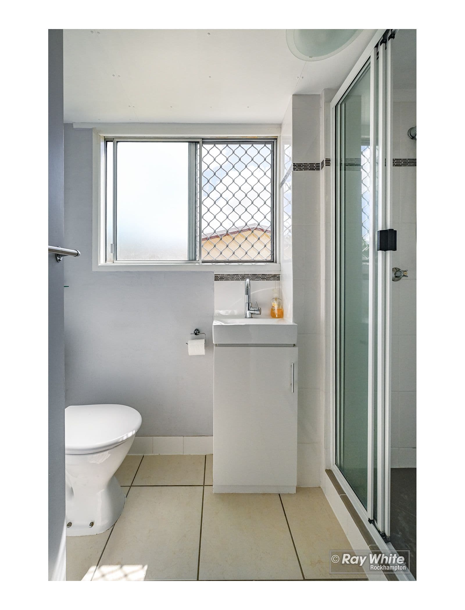9 Peatey Street, Norman Gardens QLD 4701, Norman Gardens - Thumbnail 8