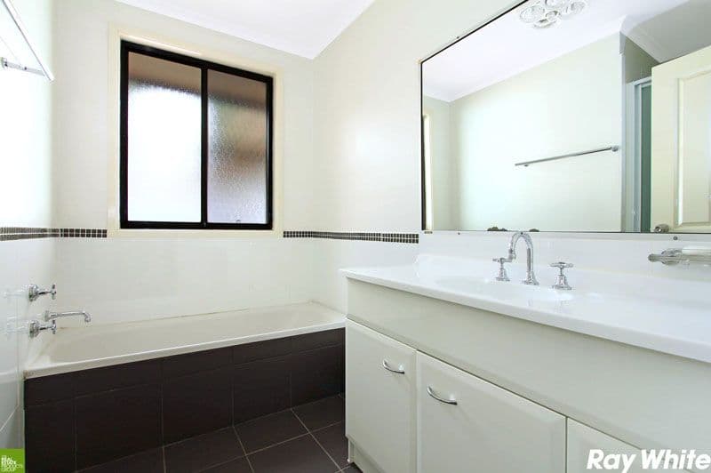 25 Jarrah Way, ALBION PARK RAIL NSW 2527, Albion Park Rail - Thumbnail 3