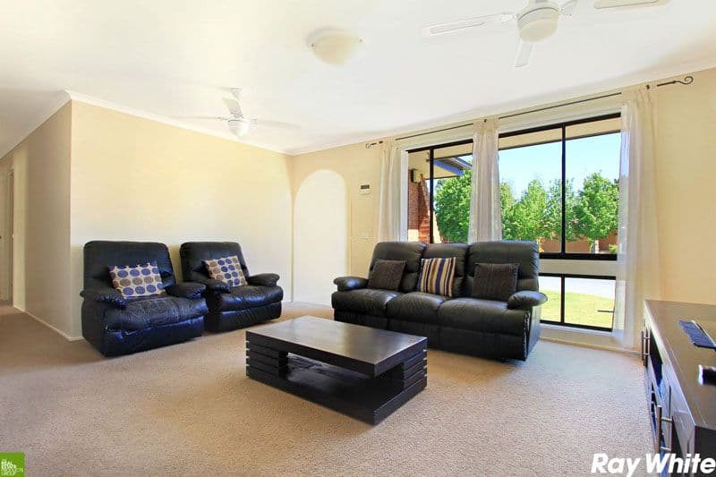 25 Jarrah Way, ALBION PARK RAIL NSW 2527, Albion Park Rail - Thumbnail 4