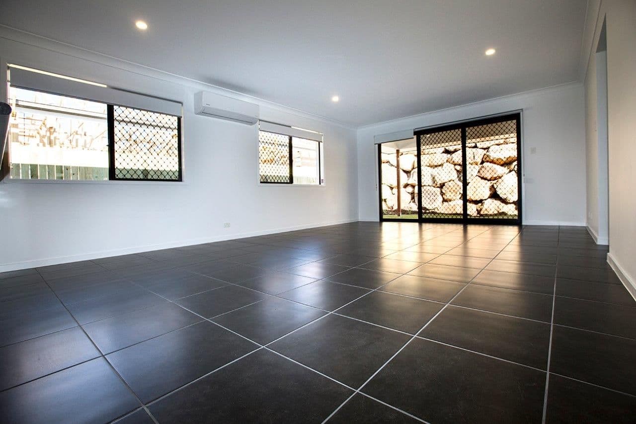 8 Firetail Street, Deebing Heights QLD 4306, Deebing Heights - Thumbnail 4