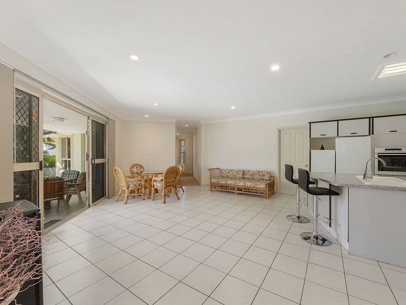10 Moorabbin Place, ROBINA QLD 4226, Robina - Thumbnail 6