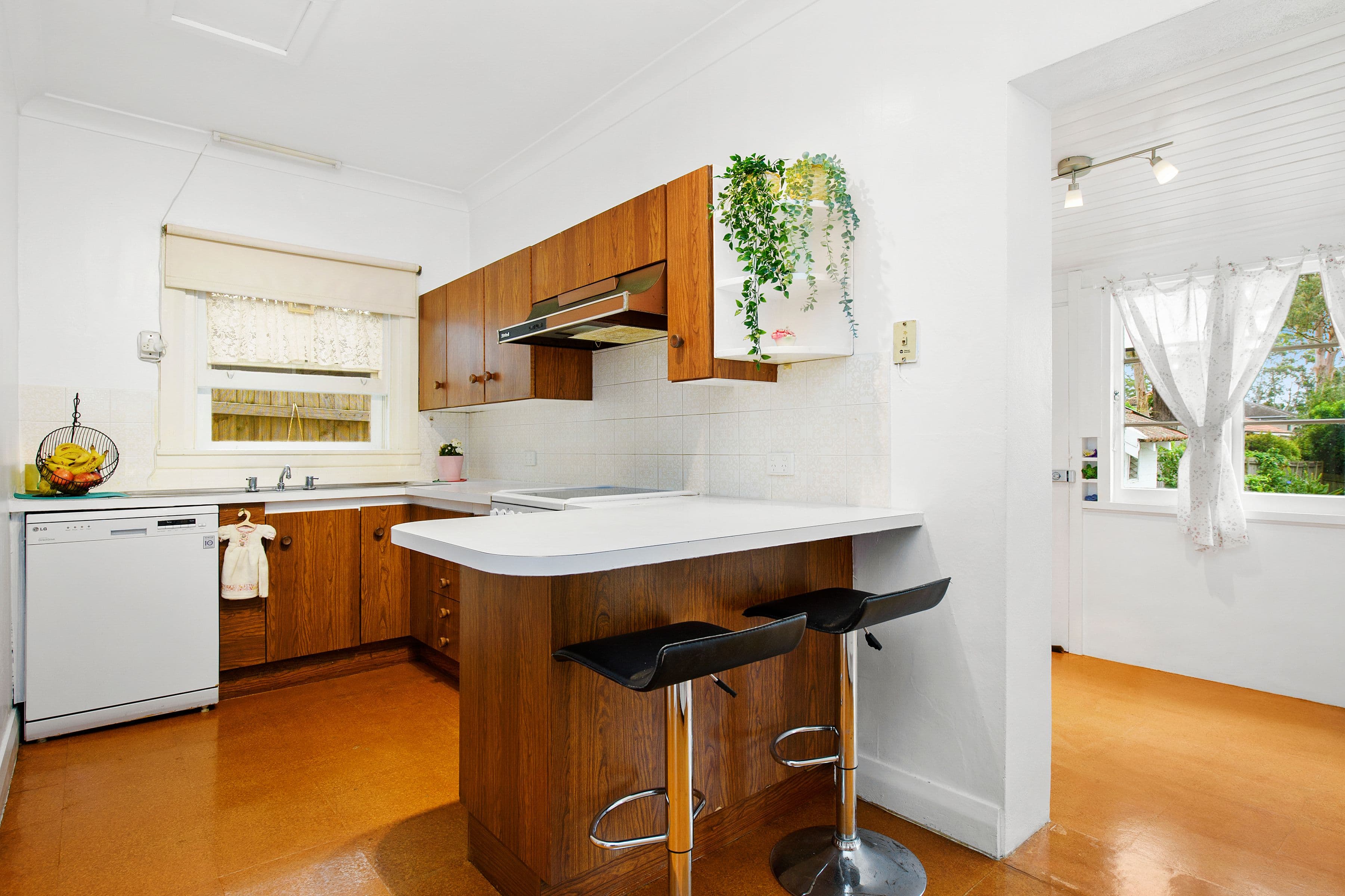 36 Milson Parade, Normanhurst NSW 2076, Normanhurst - Thumbnail 5