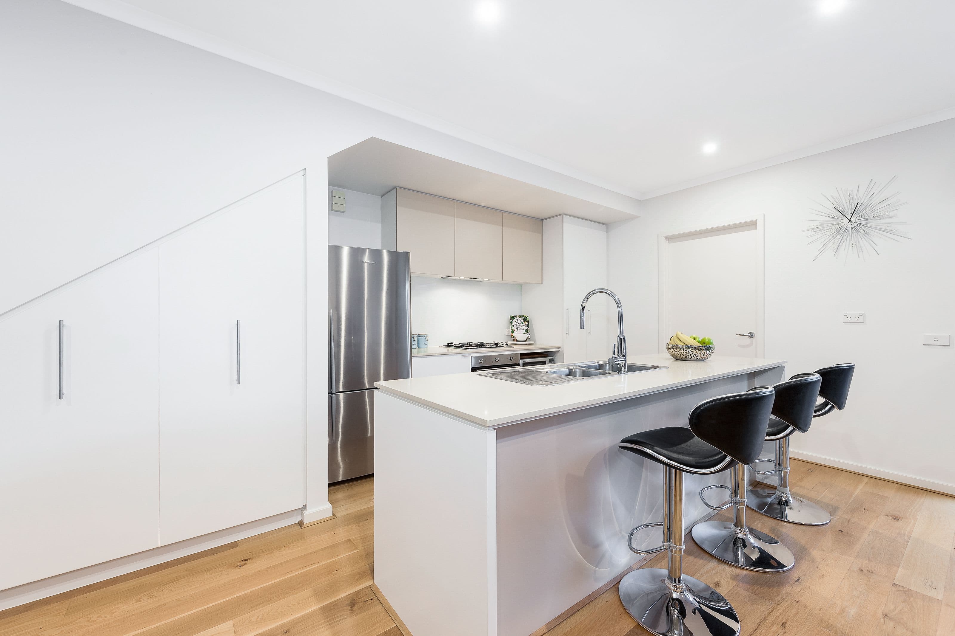 99 Waverley Park Drive, Mulgrave VIC 3170, Mulgrave - Thumbnail 2