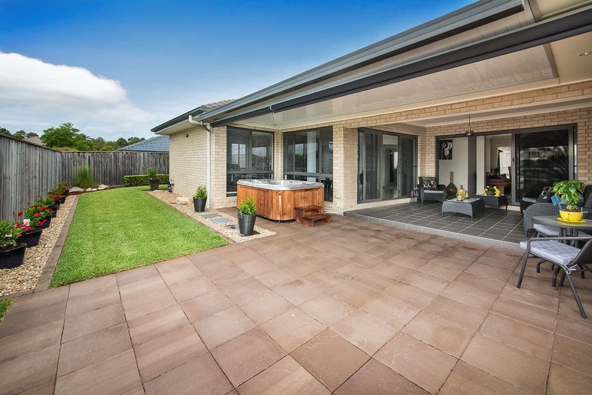 29 Timbrey Circuit, Barden Ridge - Thumbnail 3