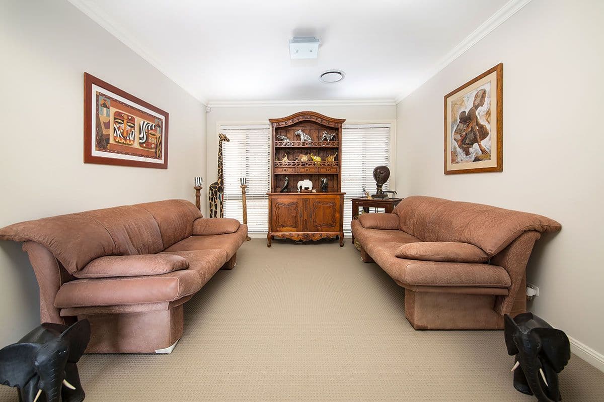 29 Timbrey Circuit, Barden Ridge - Thumbnail 6