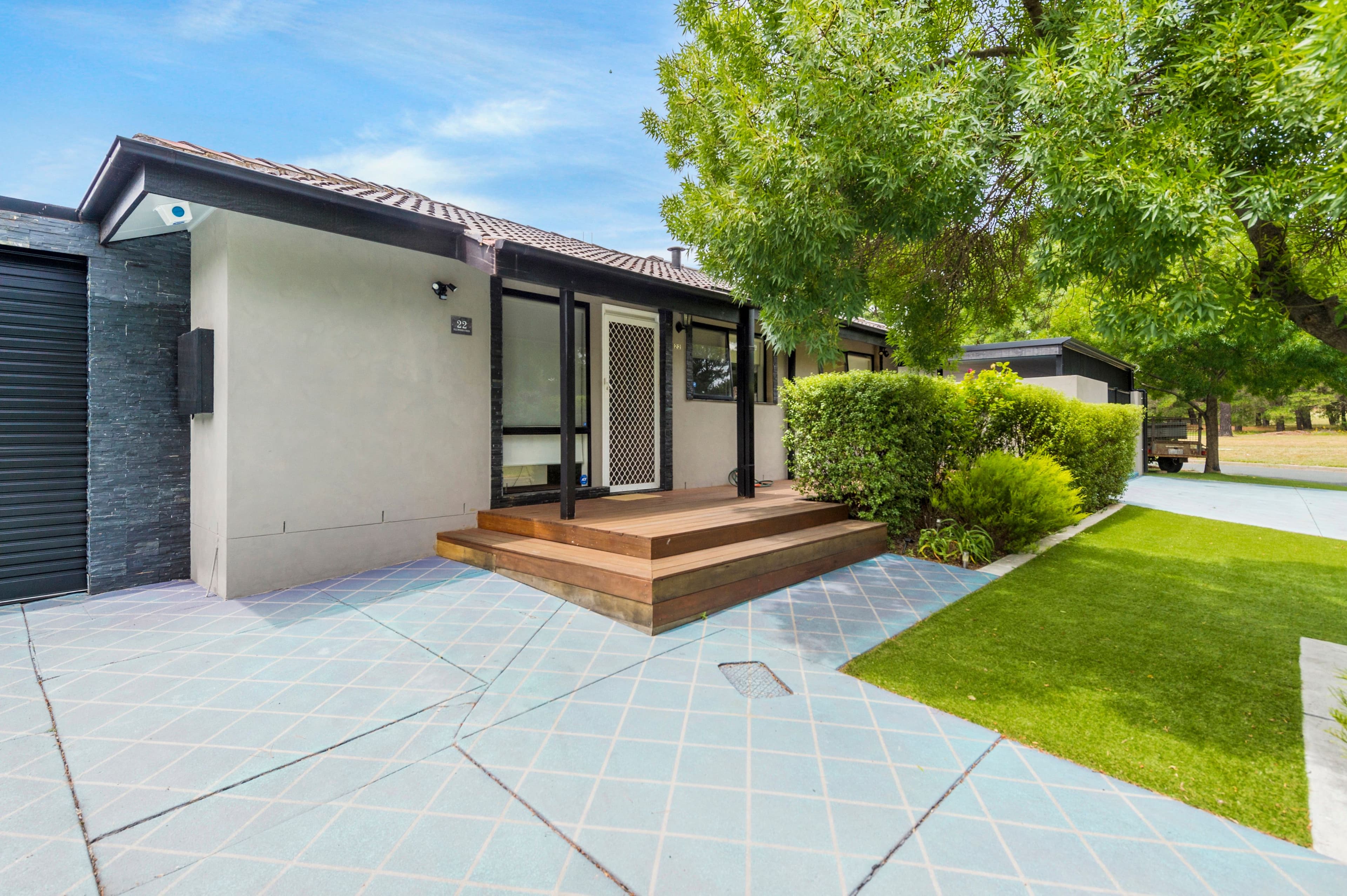 22 Ellwood Crescent, Isaacs ACT 2607, Isaacs - Thumbnail 2