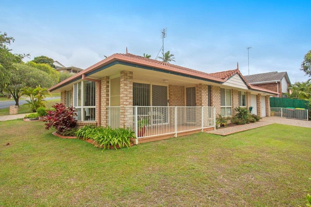 204 Darlington Drive, BANORA POINT NSW 2486, Banora Point - Thumbnail 4