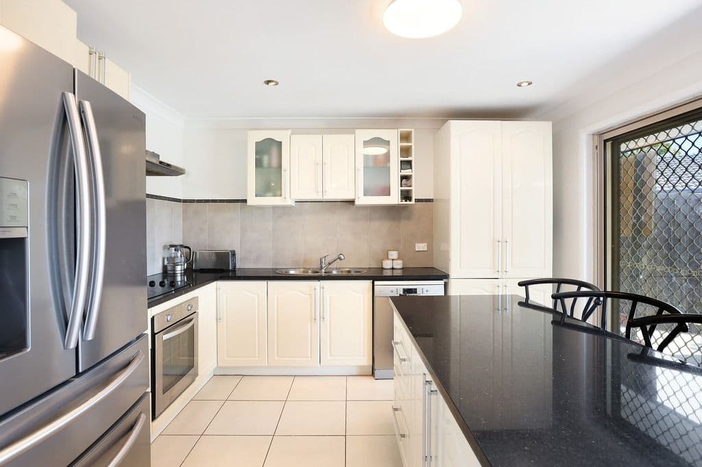 21 Jancoon Court, Carrara QLD 4211, Carrara - Thumbnail 4