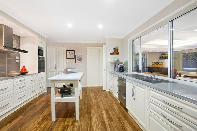 9 Carinyan Drive, BIRKDALE QLD 4159, Birkdale - Thumbnail 6