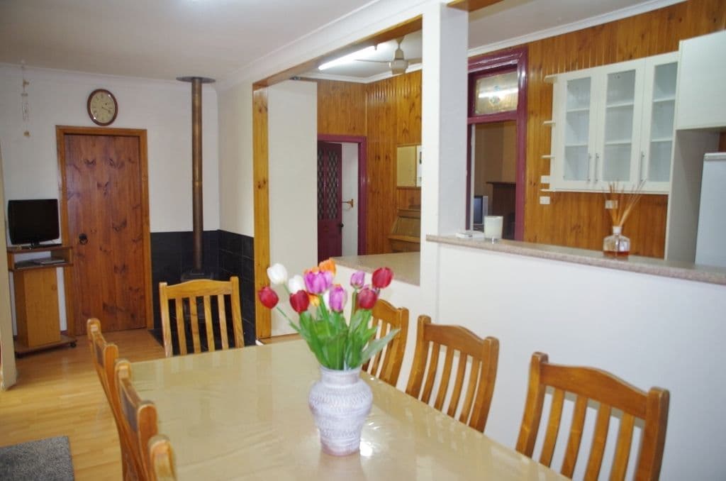 11 Murray Avenue, Renmark SA 5341, Renmark - Thumbnail 7