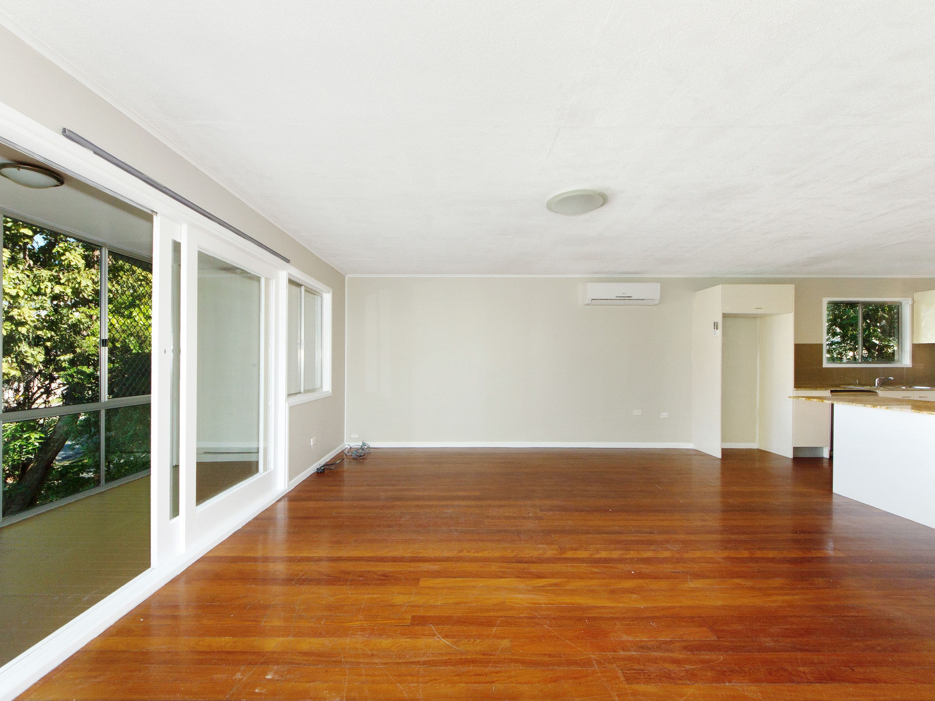 53 Blake Street, Southport QLD 4215, Southport - Thumbnail 2