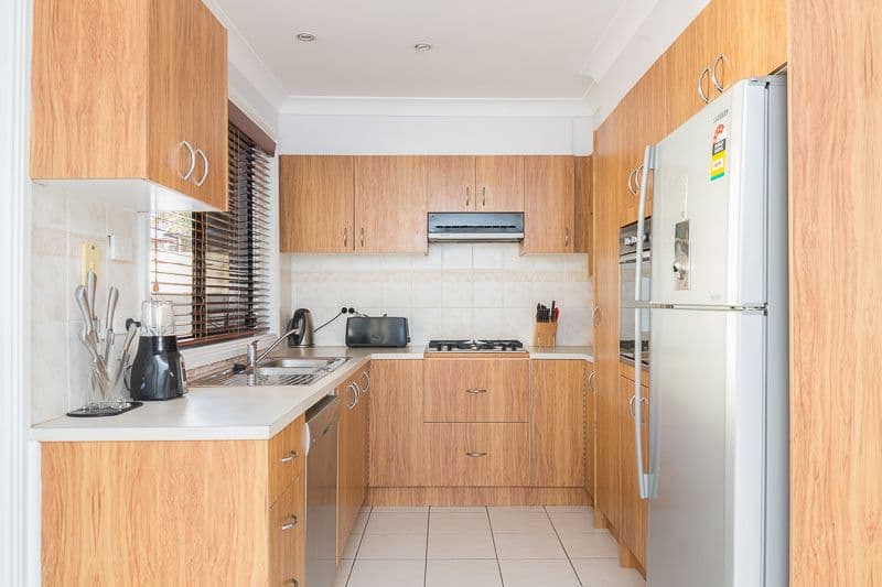 7 Hayes Avenue, Mount Warrigal - Thumbnail 3
